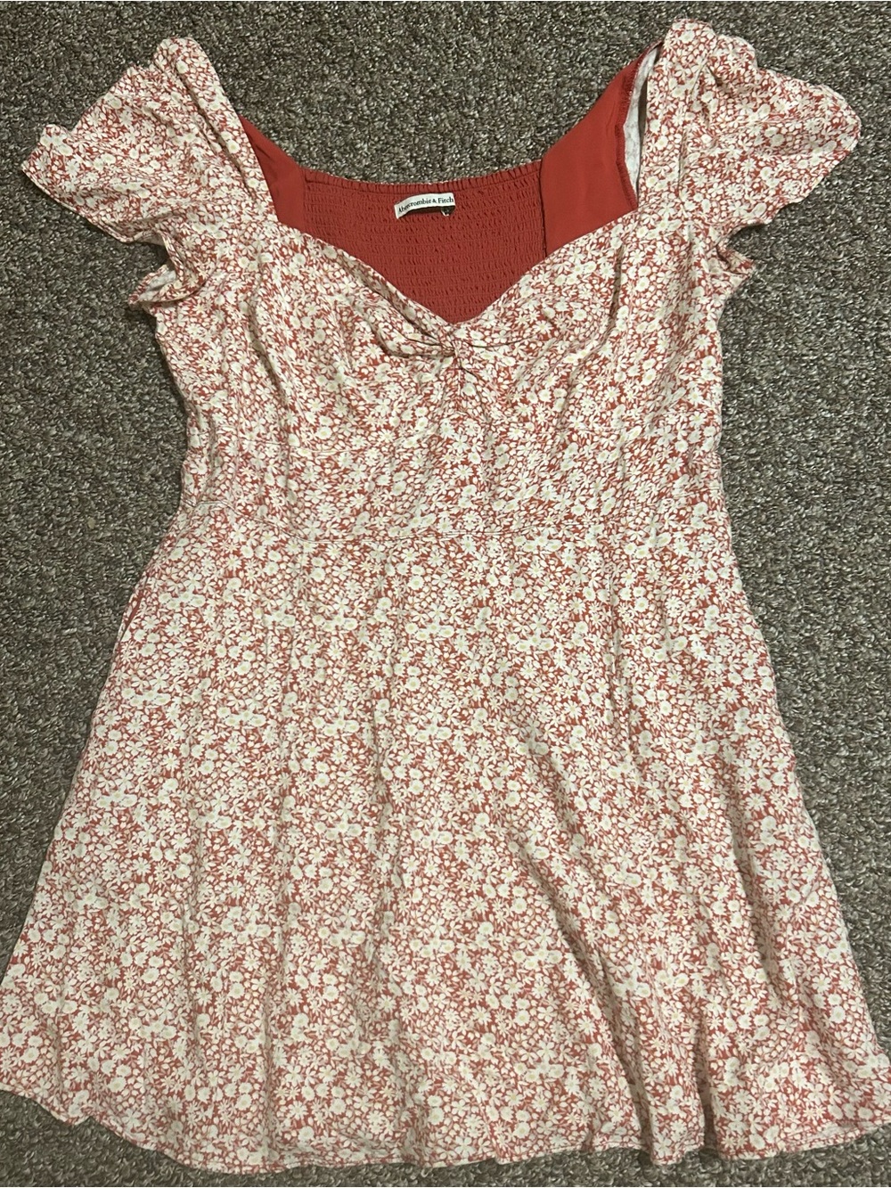 A&F L Women’s Floral Sweetheart Neckline Mini Dress in Dusty Rose deep pockets